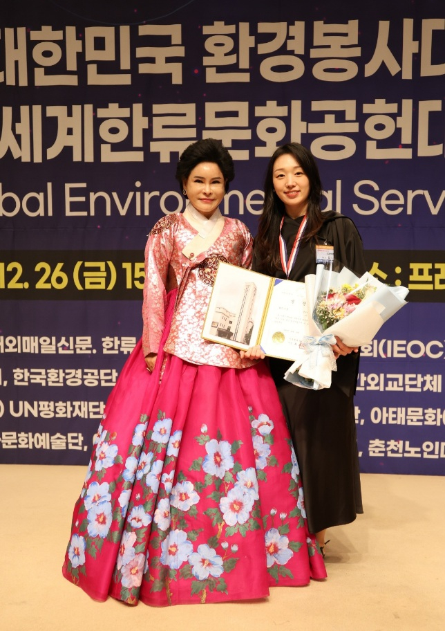 신현옥,안지현.jpg